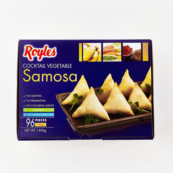 Cocktail Vegetable Samosa . 96pieces x 8boxes/CARTON