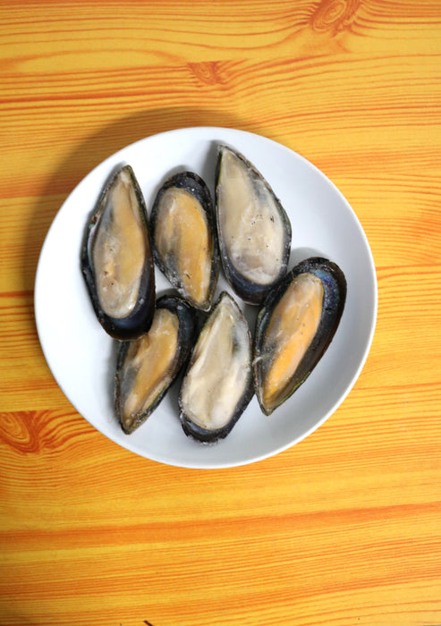 China Half Shell mussel. 1kg x 10 bags/CARTON